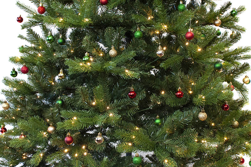 Pre_lit_Artificial_Christmas_Tree_04-04